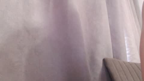 Snapshot of pineapple__mood chatting on 07-16-26, 07:03 online show from 07-16-26, 07:03