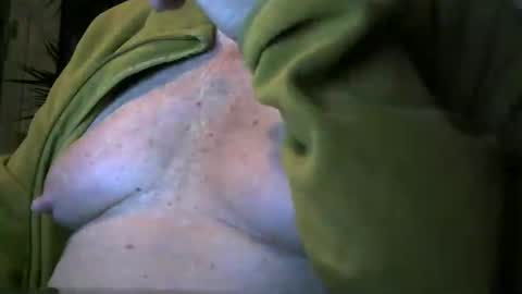 pinguin701 online show from 09-28-25, 05:02