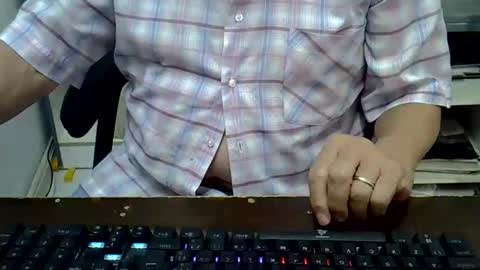 Snapshot of pinheiro86 chatting on 02-22-26, 12:47 pinheiro86 online show from 02-22-26, 12:47