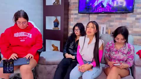 pink_as online show from 02-14-26, 04:31