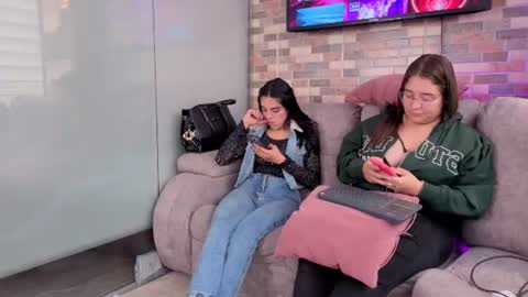 pink_as online show from 07-02-26, 08:15