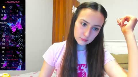 Snapshot of pink_soda33 chatting on 06-27-26, 05:45 pink_soda33 online show from 06-27-26, 05:45