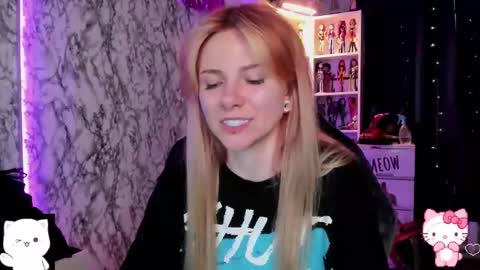 Snapshot of pink_ss chatting on 05-18-26, 03:29 Saly online show from 05-18-26, 03:29