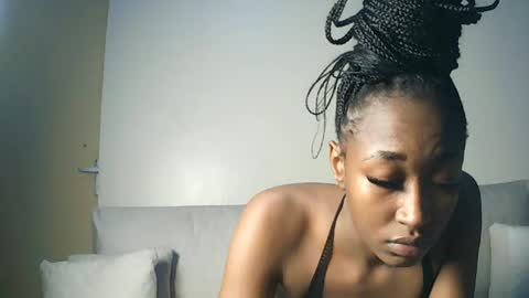 PinkyAura online show from 06-30-26, 10:16