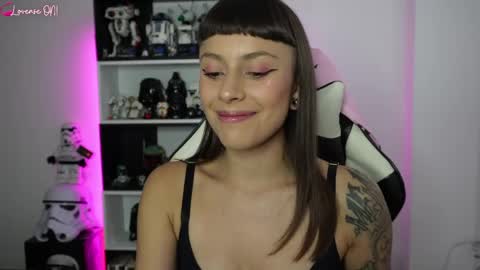 Snapshot of pinkcatlive chatting on 05-14-26, 07:53 Emily online show from 05-14-26, 07:53