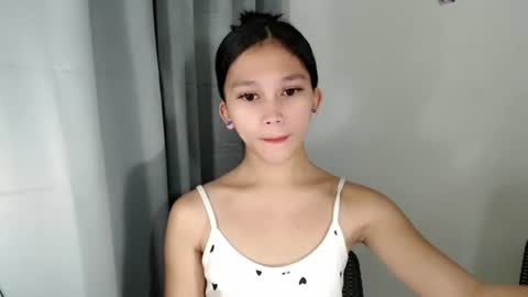 Snapshot of pinkdollbaby_ chatting on 06-30-26, 04:35 pinkdollbaby_ online show from 06-30-26, 04:35