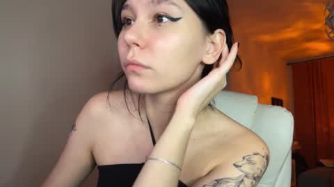 pinkdollylovv online show from 12-13-24, 10:02