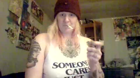 Snapshot of pinkelephants17 chatting on 10-21-25, 08:48 Pinkelephants online show from 10-21-25, 08:48