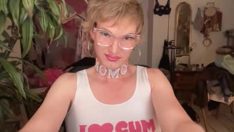 pinkfag online show from 06-05-26, 01:06