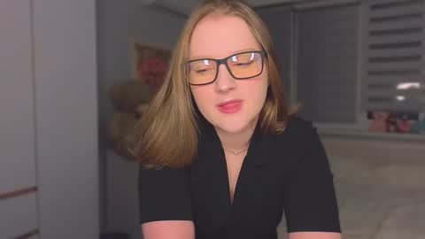 pinkiep1e online show from 01-18-26, 12:25