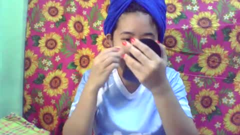 Hi  its me shine  online show from 02-11-25, 05:05