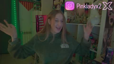 pinkladyx2 online show from 01-09-26, 09:38