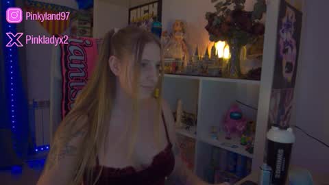 pinkladyx2 online show from 02-01-26, 12:09