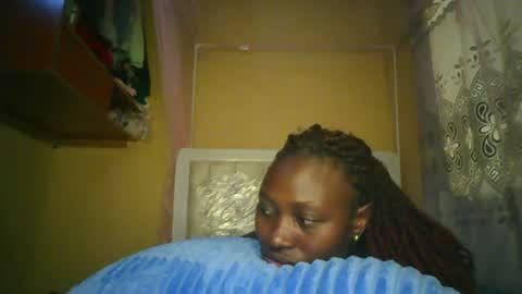 Snapshot of pinklover2003 chatting on 07-08-26, 09:36 Serena online show from 07-08-26, 09:36