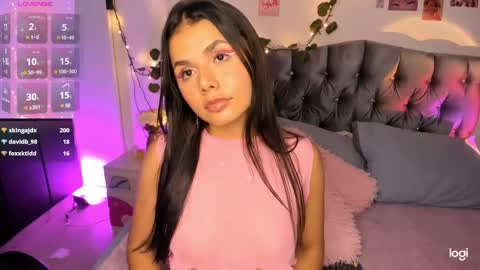 Sarah .. online show from 12-07-24, 01:25