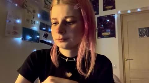 Sara online show from 10-05-25, 06:17