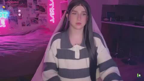 Snapshot of pinkvenom_ chatting on 04-25-26, 04:37 pinkvenom_ online show from 04-25-26, 04:37