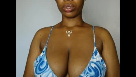 Snapshot of pinkxsugar chatting on 06-16-26, 05:37 pinkxsugar online show from 06-16-26, 05:37