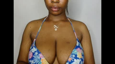 Snapshot of pinkxsugar chatting on 07-14-26, 06:35 pinkxsugar online show from 07-14-26, 06:35