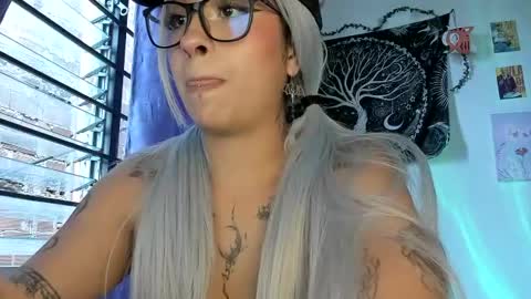 Snapshot of pinky_promiseex chatting on 06-14-26, 10:56 pinky_promiseex online show from 06-14-26, 10:56