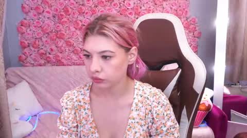 Snapshot of pinkytrix chatting on 06-02-26, 05:42 pinkytrix online show from 06-02-26, 05:42
