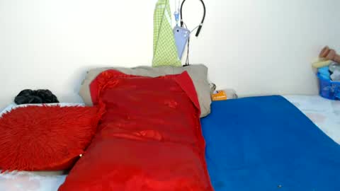 Snapshot of pinnacle_ chatting on 07-05-26, 05:31 zenah online show from 07-05-26, 05:31