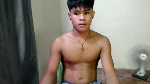 pinoy_shyboy69 online show from 04-06-26, 12:28