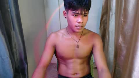 pinoy_shyboy69 online show from 04-10-26, 10:31