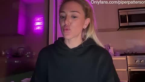 PipinPiper online show from 02-05-26, 05:56