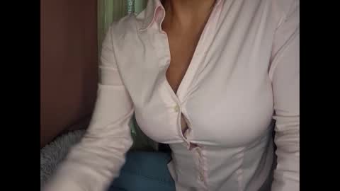 MILF Pippa online show from 10-03-25, 05:32