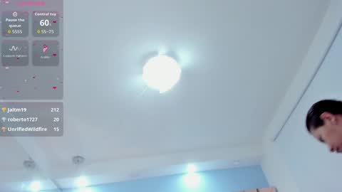 Snapshot of pirlywild chatting on 05-24-26, 06:13 Pirly online show from 05-24-26, 06:13