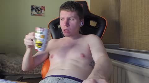 Pierre online show from 12-15-24, 08:25