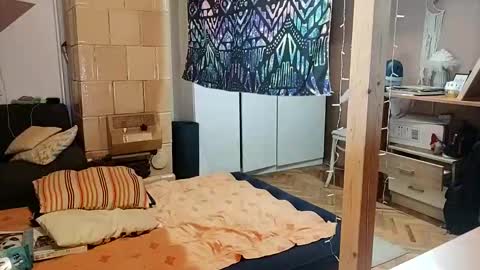 Snapshot of pisces922 chatting on 03-03-25, 06:33 Dominik online show from 03-03-25, 06:33