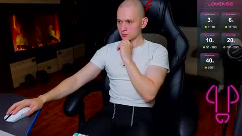 STRONGBEAUTY online show from 01-30-25, 02:06