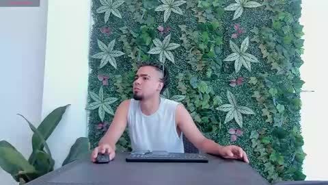 PittAndLunaa69 online show from 04-19-26, 12:37