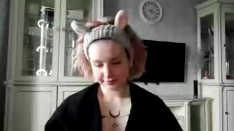 Caroline online show from 04-14-26, 04:18