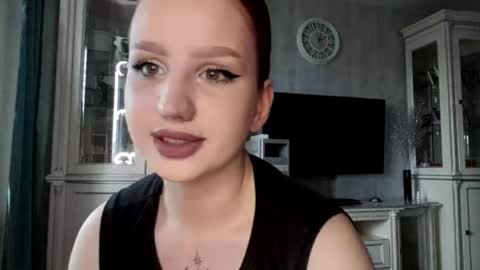 Caroline online show from 05-01-26, 09:03