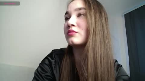 Lily online show from 04-30-26, 01:17