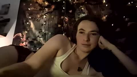 pixie_bella online show from 10-01-25, 03:23