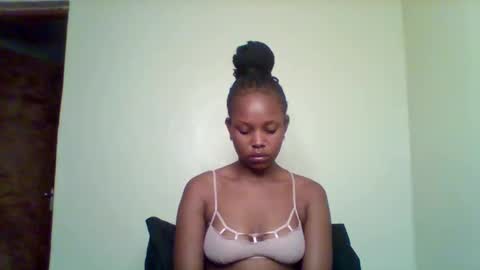 Majesty online show from 12-18-25, 03:45