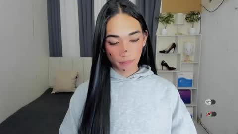 pixiedoll_ online show from 02-09-26, 05:28