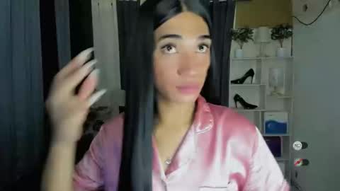 pixiedoll_ online show from 02-22-26, 09:19