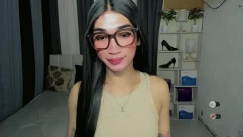 pixiedoll_ online show from 03-02-26, 06:37