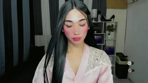 Snapshot of pixiedoll_ chatting on 05-12-26, 05:43 pixiedoll_ online show from 05-12-26, 05:43