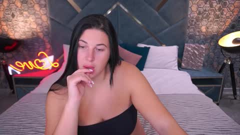 pixiehott online show from 10-08-25, 09:01