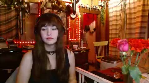 Izzy online show from 02-17-26, 03:25