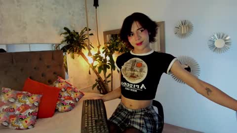 cris online show from 01-30-25, 02:27