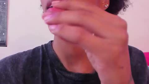 Venus  Vee  Cutie online show from 10-20-25, 03:56