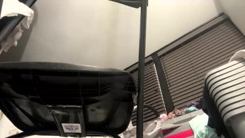 Snapshot of platinumpuzzy chatting on 10-15-25, 02:33 Platinum Puzzy online show from 10-15-25, 02:33