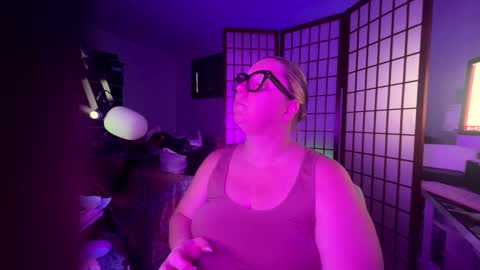 Snapshot of platinumpuzzy chatting on 02-24-26, 10:08 Platinum Puzzy online show from 02-24-26, 10:08